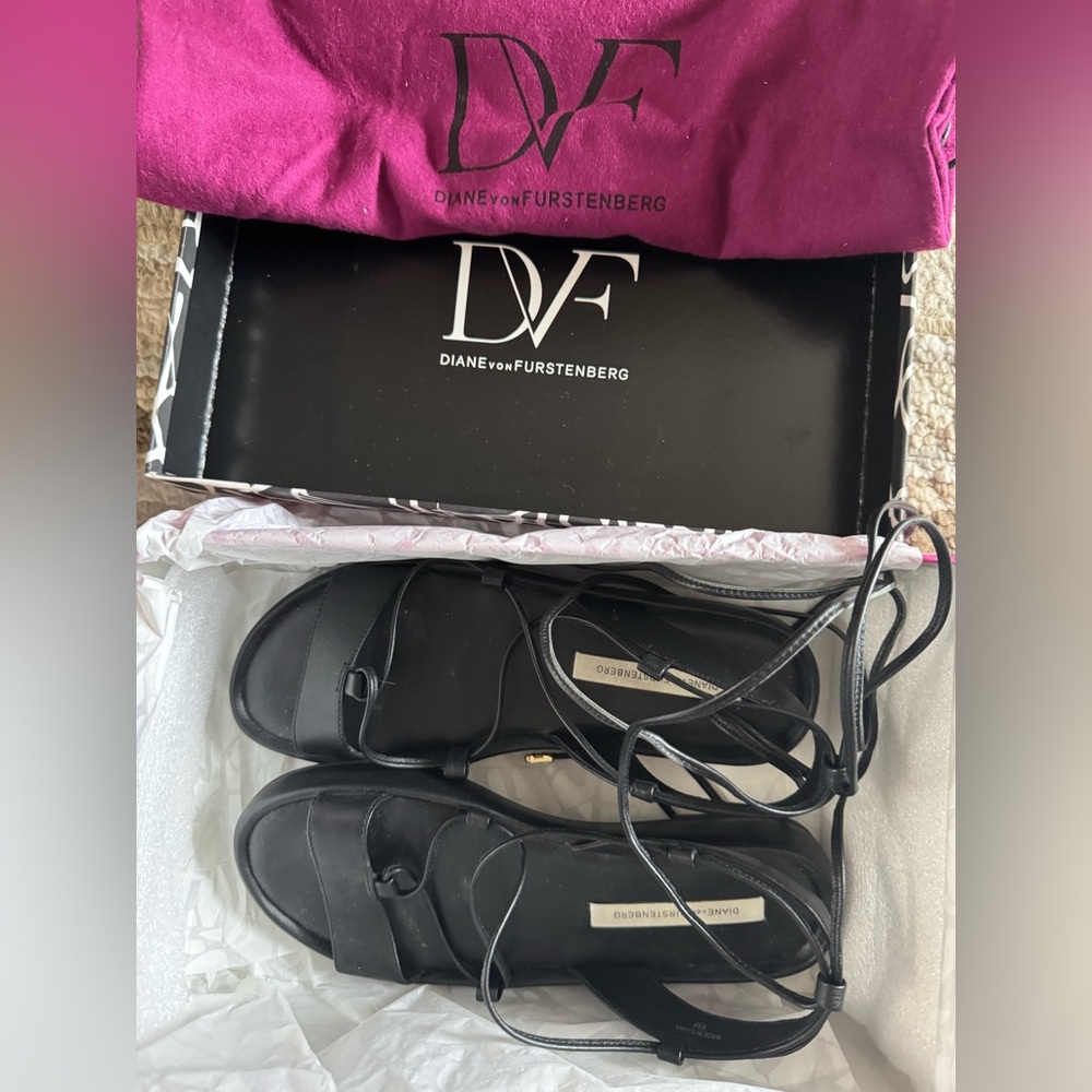 Diane Von Furstenberg 💯% Authentic Strappy Sandals - NWT/NIB w/dust-bag - Size 6